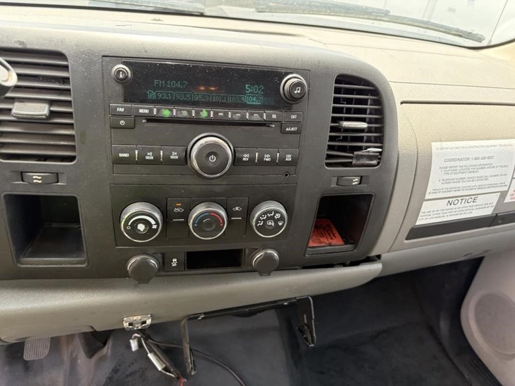 2012-gmc-sierra-2500-image-17