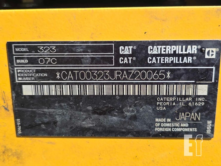 2020-caterpillar-323-image-41