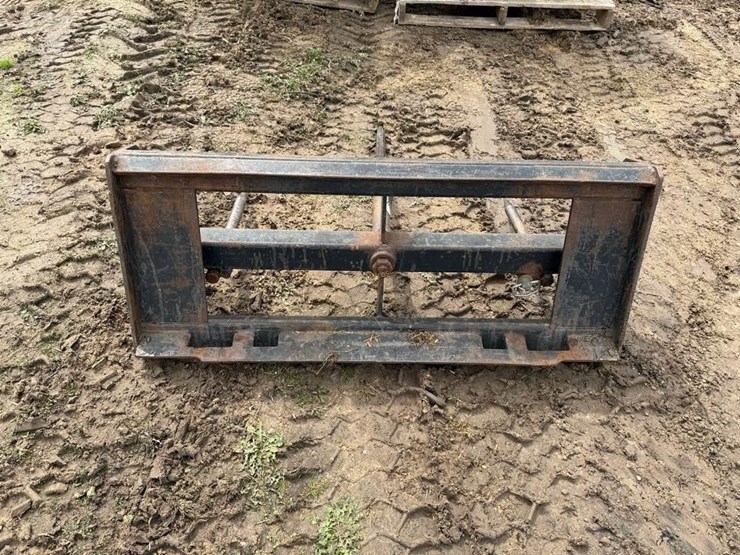 universal-attach-bale-spear-image-3