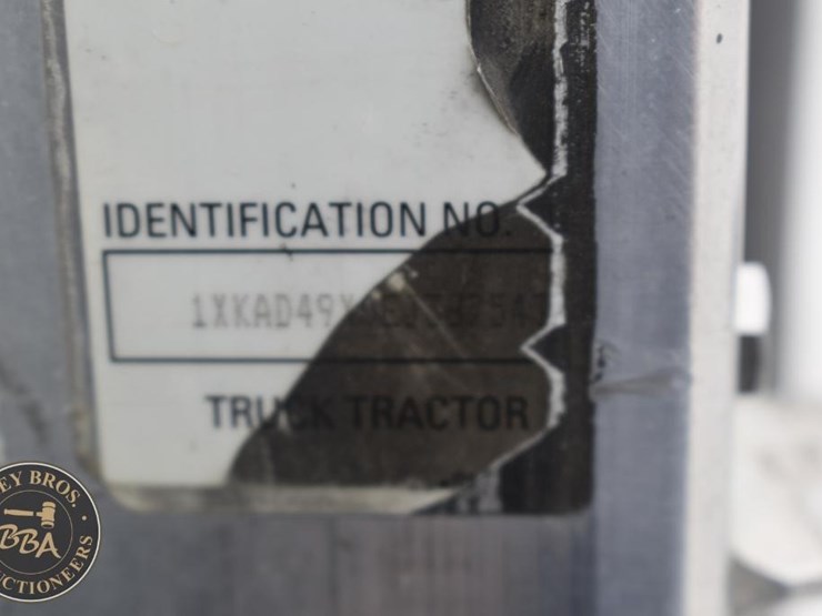 2014-kenworth-t660-image-30