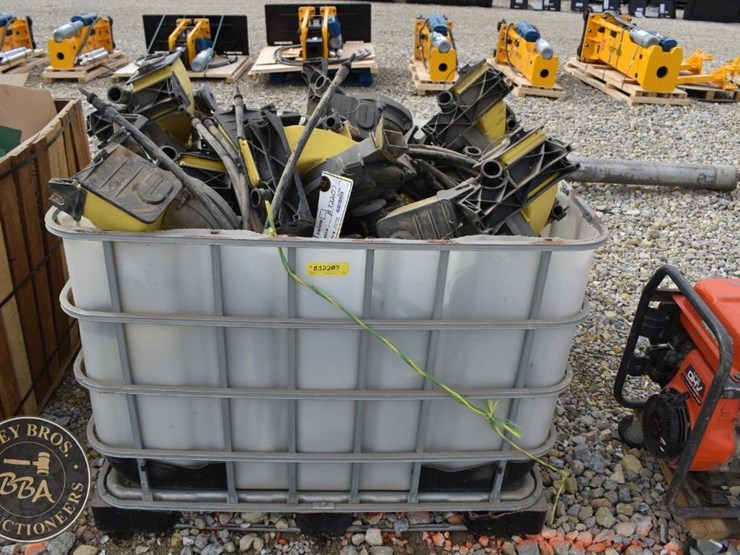 john-deere-32-image-1