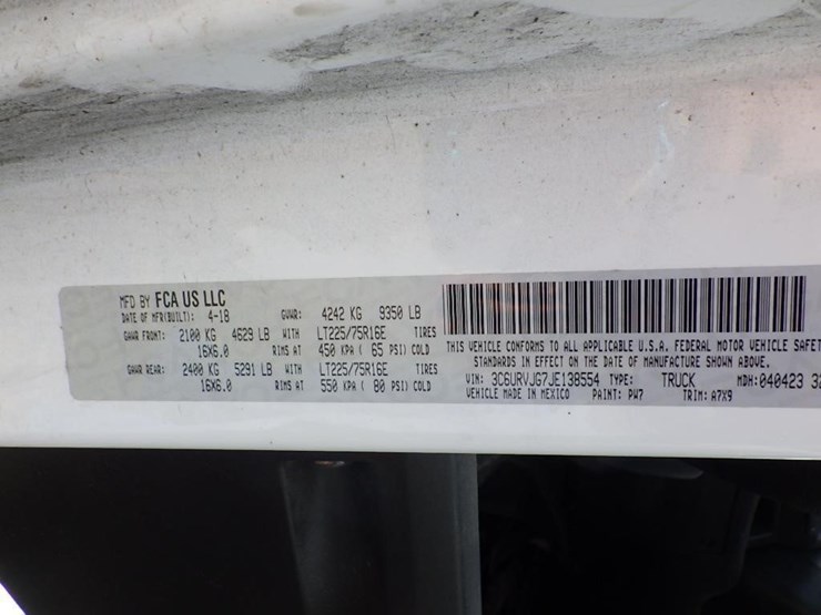 2018-dodge-3500-image-34