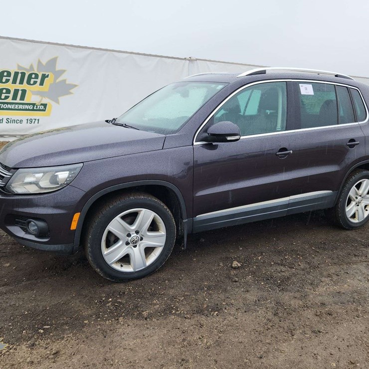 2016 VOLKSWAGEN TIGUAN