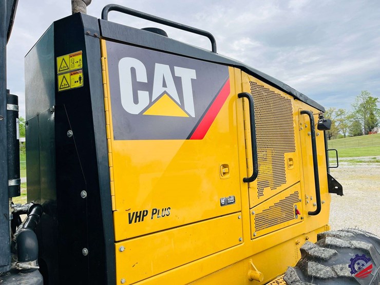 2010-caterpillar-120m-image-62