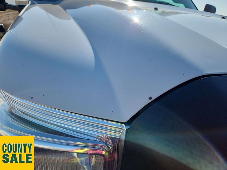 2013-ford-f550-image-34