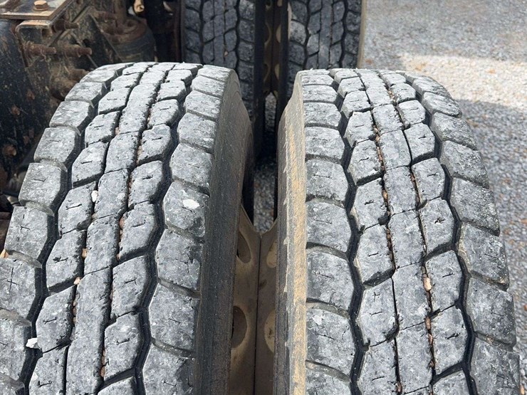 2012-international-prostar-image-21