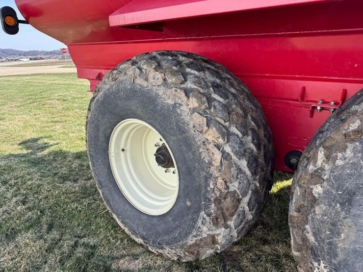 2023-valmetal-auto-trac-5600-gallon-manure-tanker-image-17