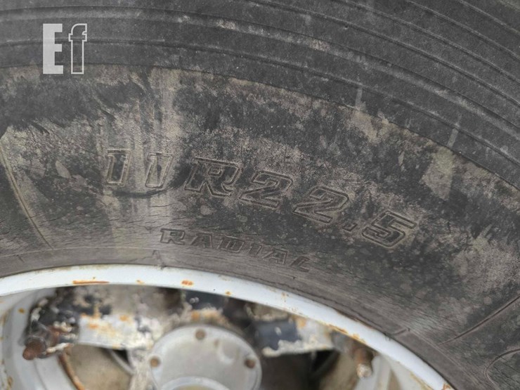 1974-trailmobile-tanker-image-19