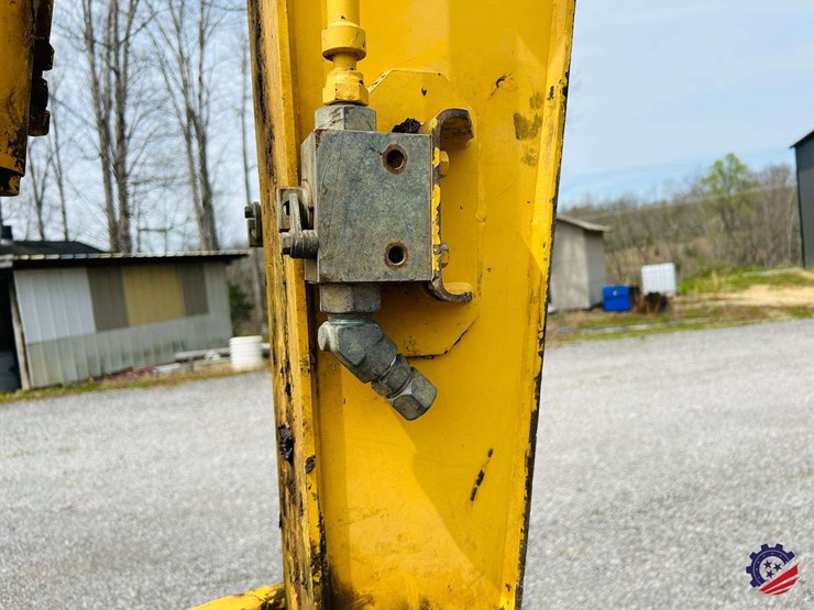 2008-komatsu-pc78mr-6-image-17