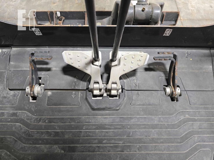 2022-bobcat-e20-image-19