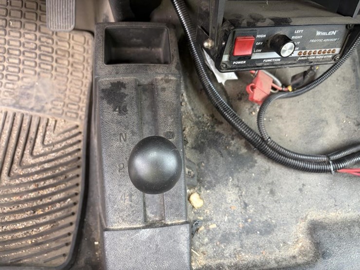 2012-gmc-sierra-2500-image-17