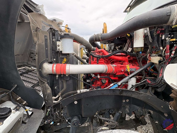 2024-international-hx520-image-63