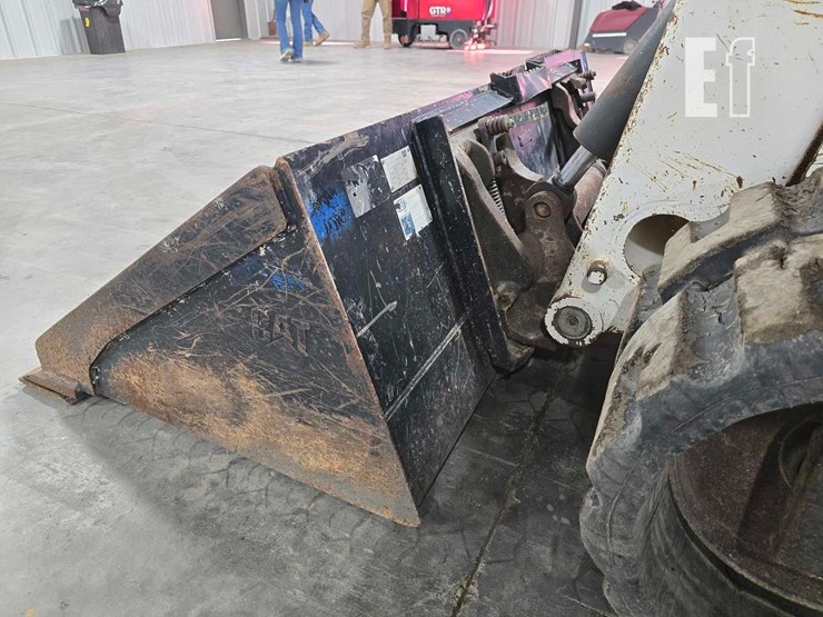 2020-bobcat-t76-image-12