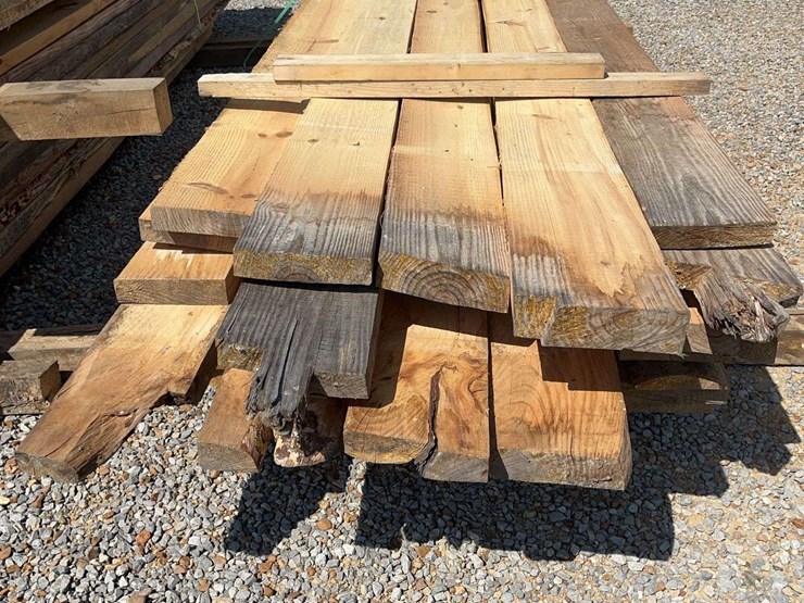 (50)-pine-2"-x-8"-rough-cut-lumber---12-14'-long-image-6