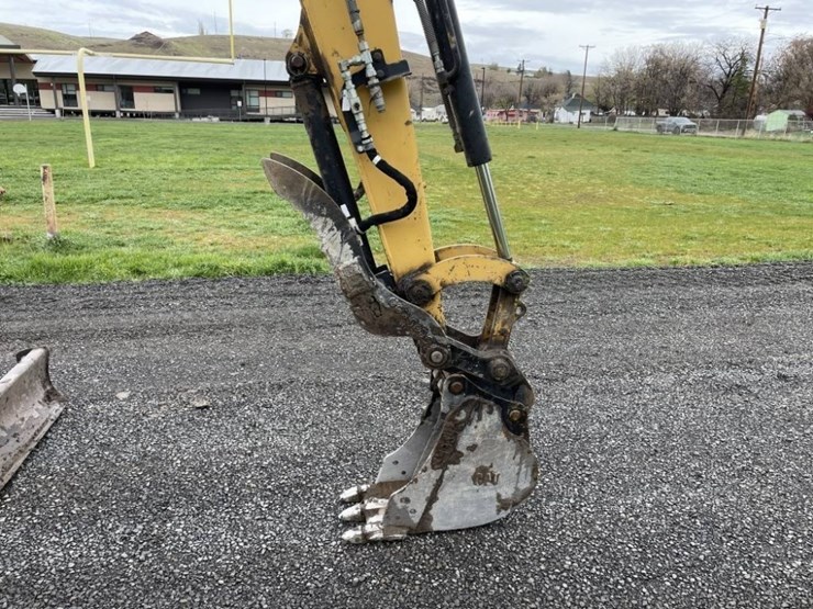 2011-caterpillar-305d-cr-image-10