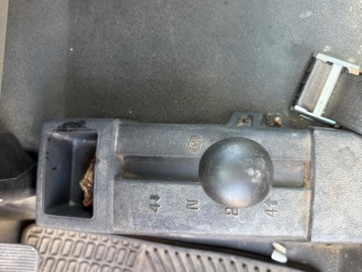 2012-gmc-sierra-2500-image-17