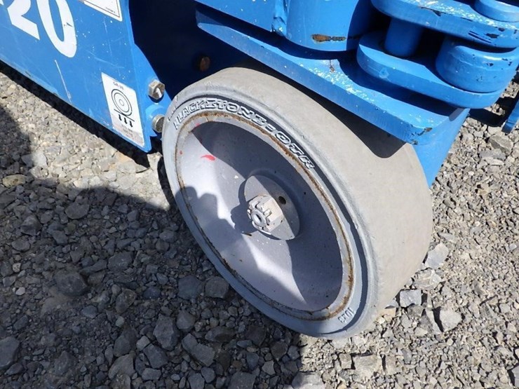 2013-genie-gr20-image-19