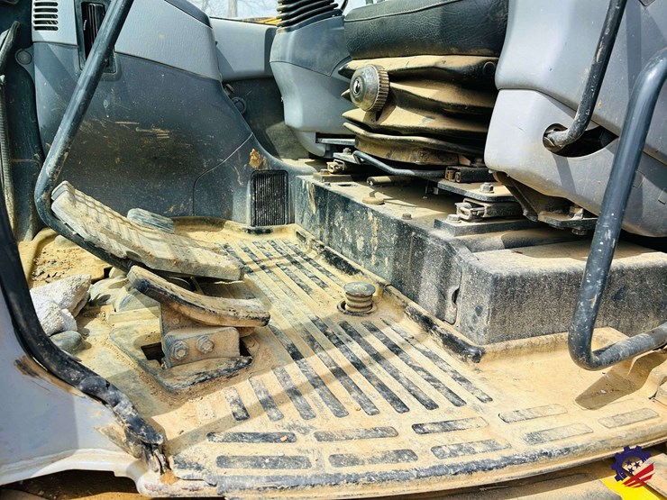 2008-komatsu-pc78mr-6-image-81