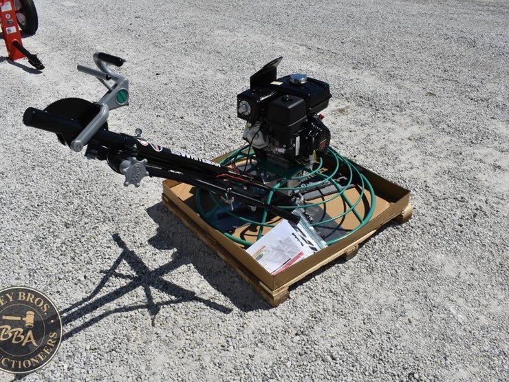 whiteman-36-inch-walk-behind-trowel-42831-image-10