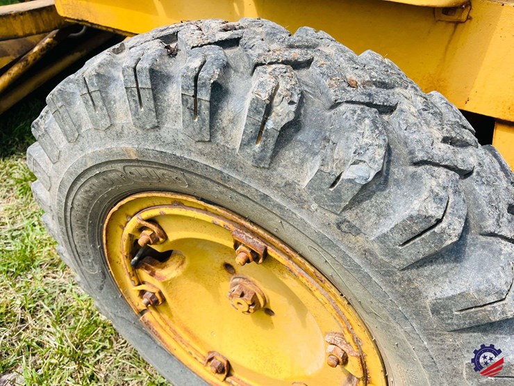 1965-allis-chalmers-d-image-16