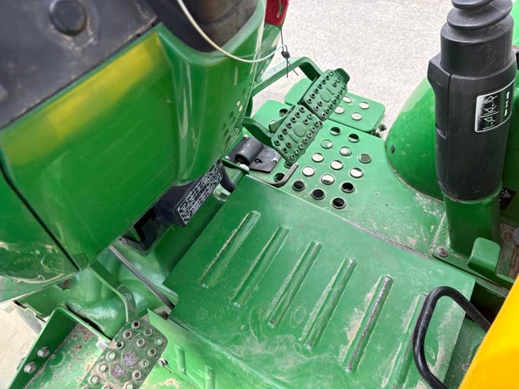 john-deere-5065e-image-21