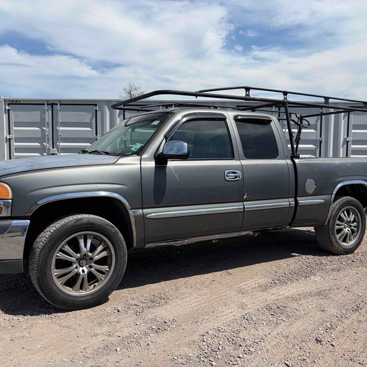 2005 GMC Sierra Limited
