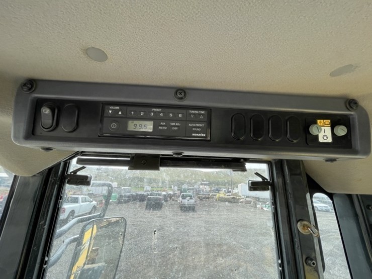 2019-komatsu-wa320-8-image-25