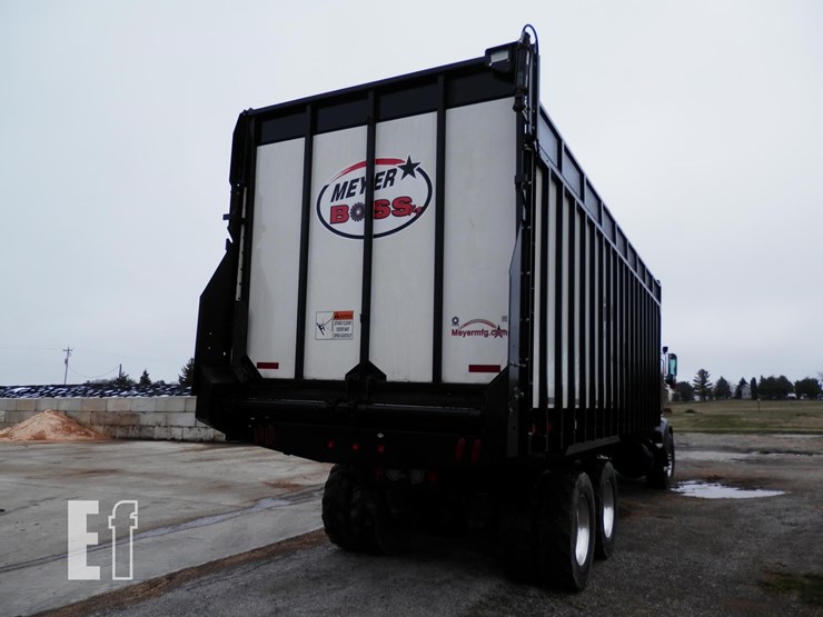 1999-peterbilt-385-image-6