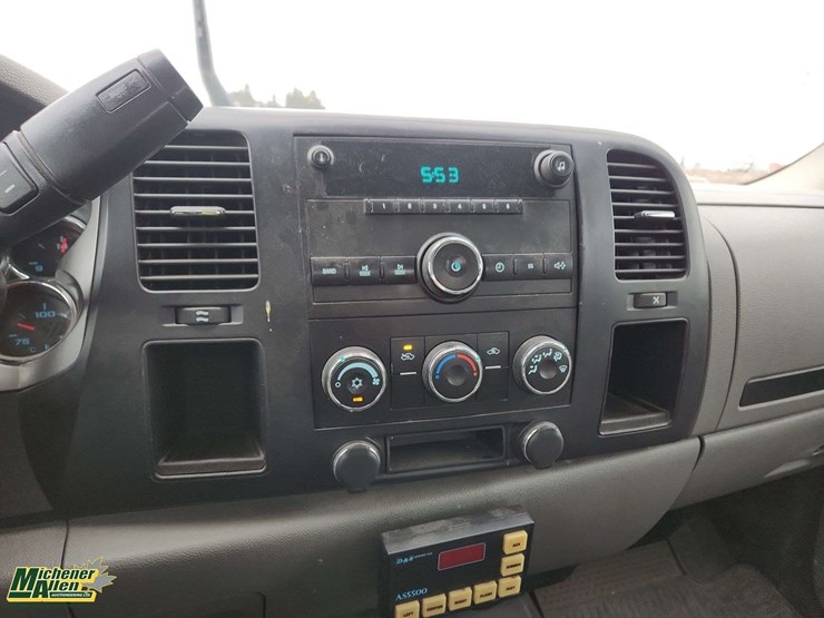 2008-gmc-sierra-2500hd-image-18