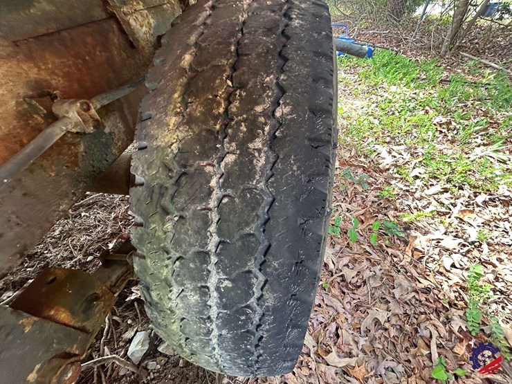 fuel-&-lube-truck-image-14