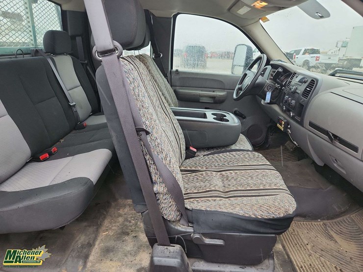 2008-gmc-sierra-2500hd-image-24