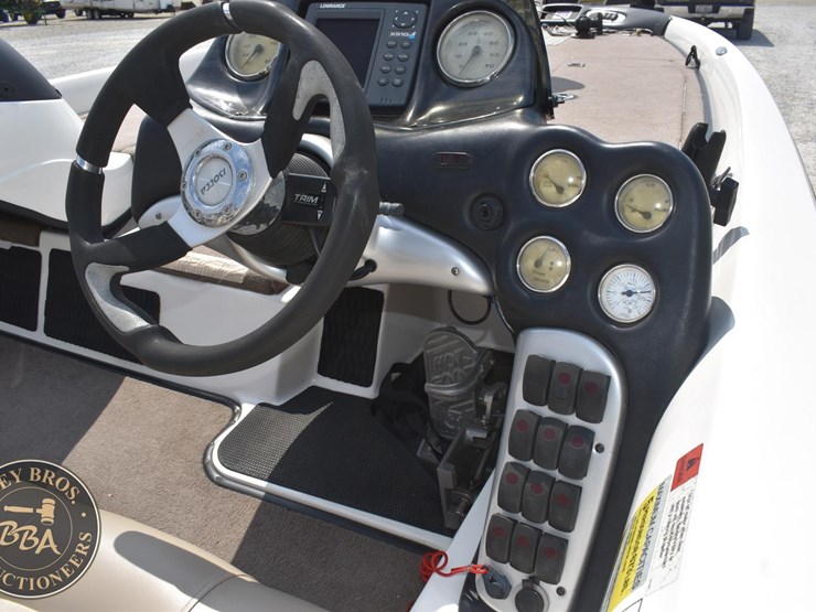 2006-stratos-201proxl-44817-image-27