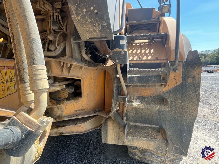 2012-volvo-a40f-image-43