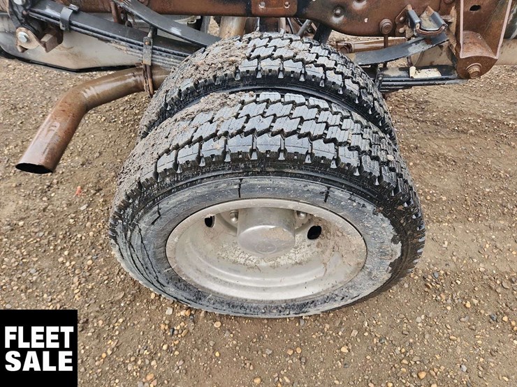 2015-ford-f550-image-6