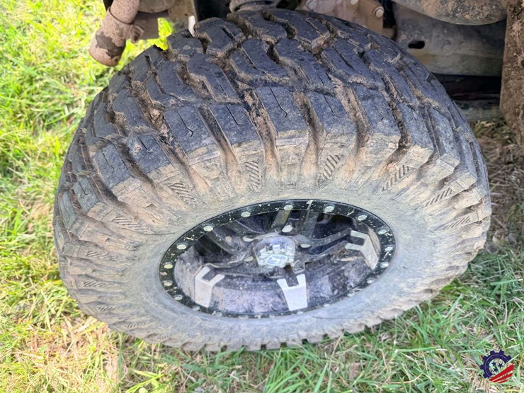 2023-john-deere-gator-xuv-835r-image-14