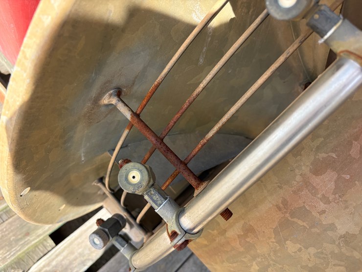 fmc-50-gallon-airblast-sprayer-image-8