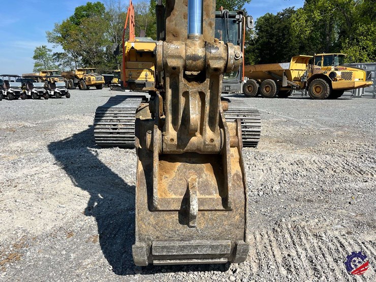 2017-volvo-ec300el-image-28