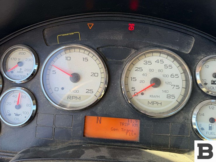 2013-international-prostar-image-46