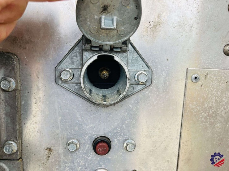 2009-gmc-savana-s/a-enclosed-roadside-service-truck-image-31