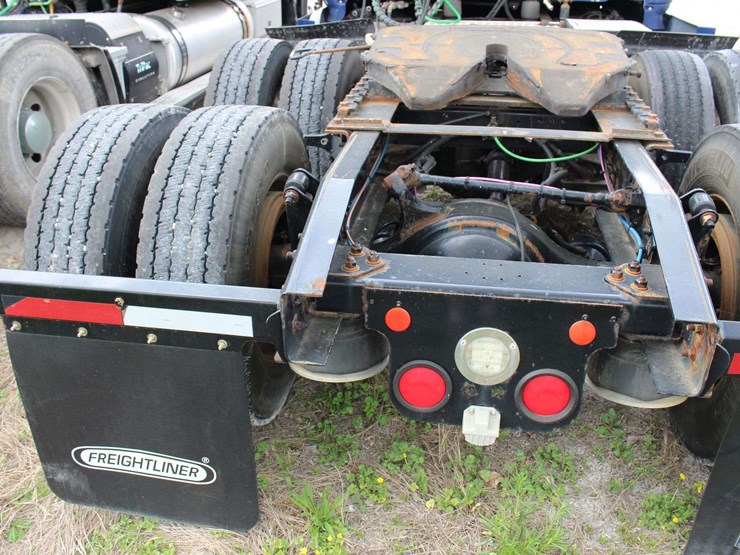 2019-freightliner-cascadia-pt126sl-3akjhhdr0kskl2228-mileage:-688348-image-12