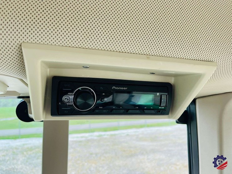 john-deere-6330-image-67