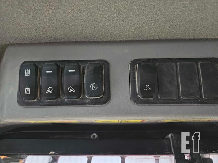 2020-caterpillar-289d3-image-20