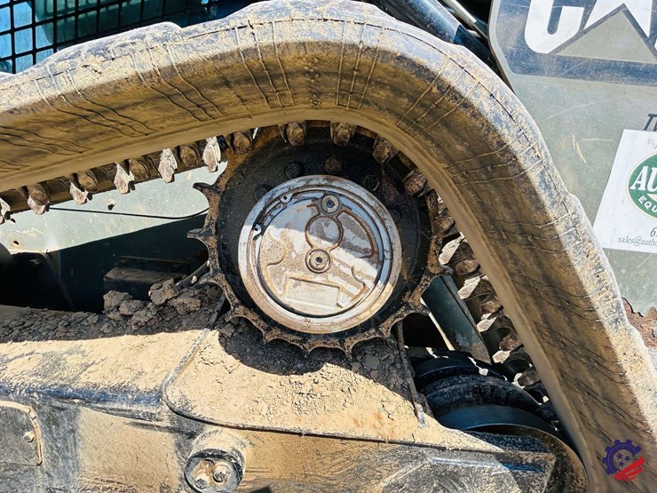 2018-caterpillar-299d2-image-27