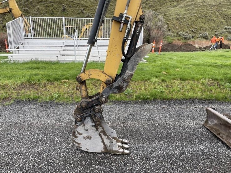 2011-caterpillar-305d-cr-image-9