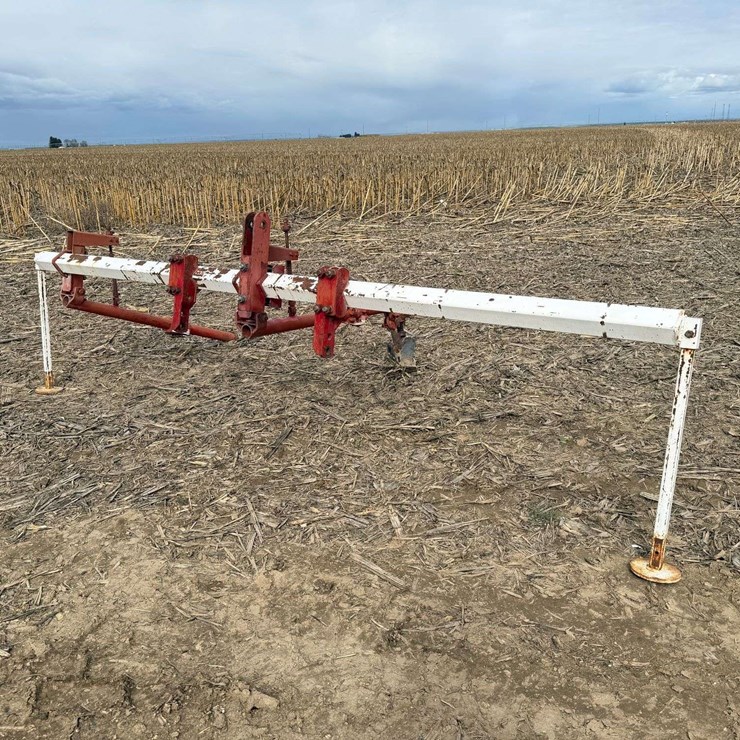 12' 3PT Cultivator Toolbar