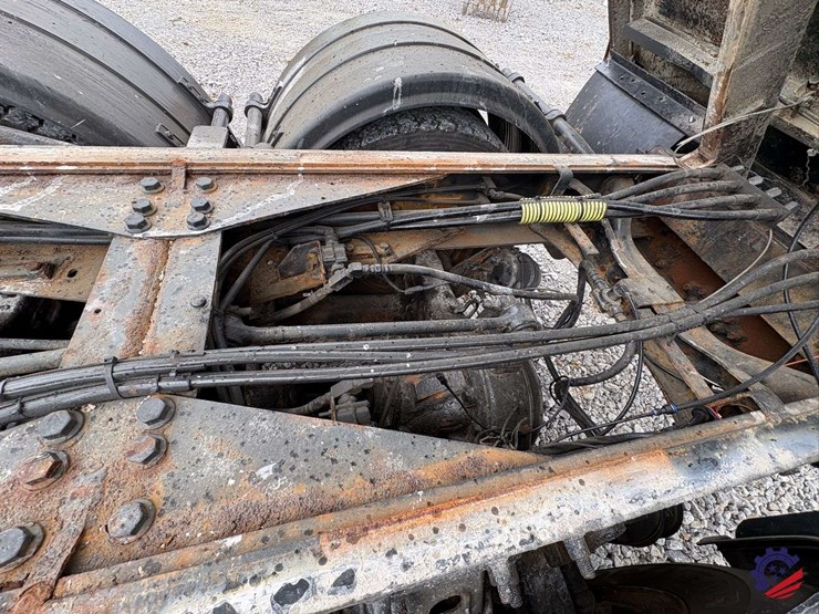 2007-international-sf525-t/a-dump-truck-image-86