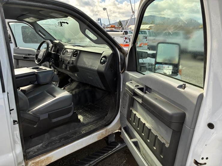 2011-ford-f250-image-9