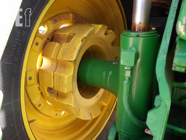 john-deere-8120-image-16