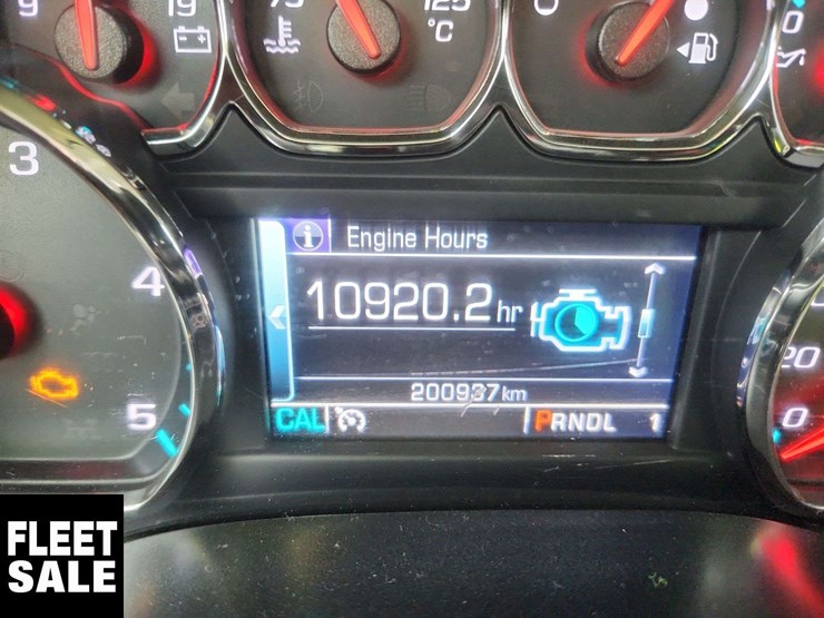 2018-chevrolet-silverado-3500hd-image-25