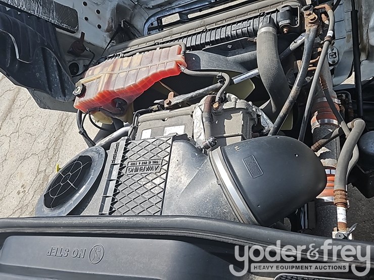 2019-freightliner-cascadia-125-image-35